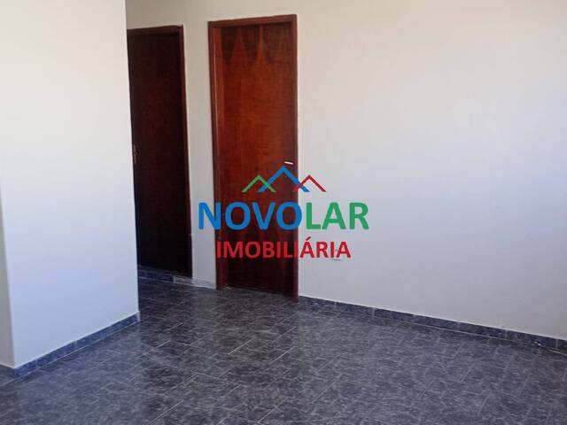 #490 - Apartamento para Locação em São Pedro da Aldeia - RJ